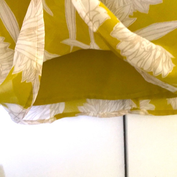 ANN TAYLOR SHEER BLOUSE W/SELF-LINING - Picture 7 of 8